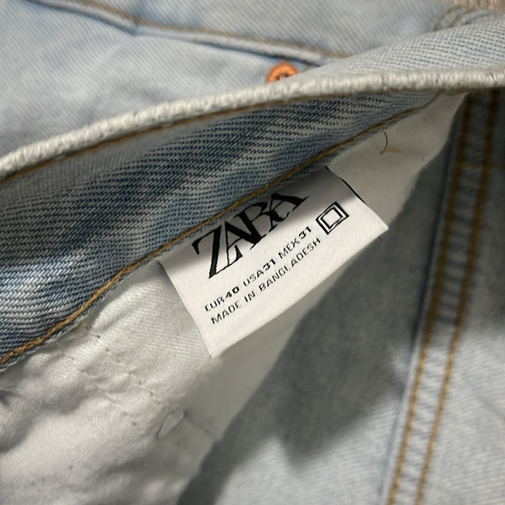 Jeans - Picture 2 of 2